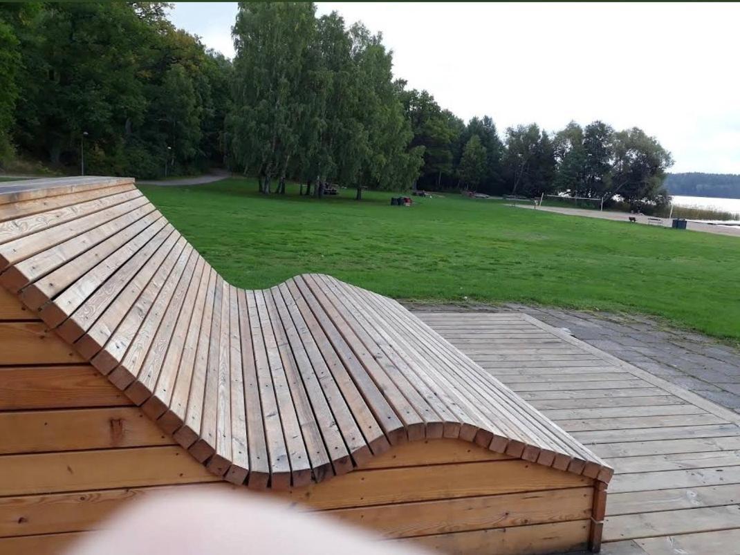 Lejlighed Close To The Metro And The Beach!!! With A View Of The Scandinavian Forest Stockholm